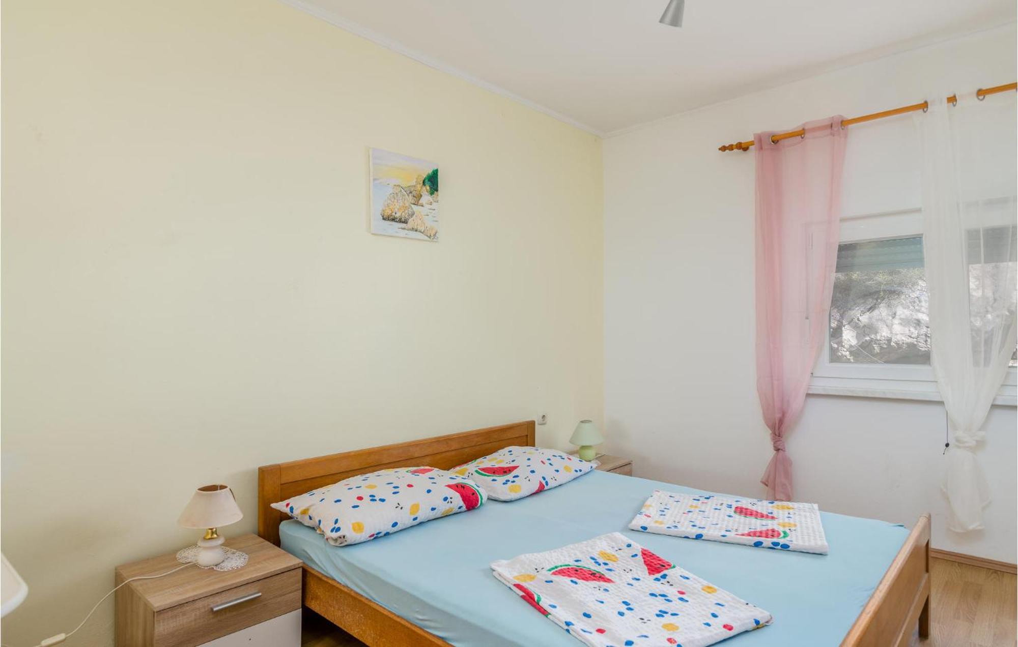 Awesome Apartment In Stara Baska 1 With Kitchen Esterno foto