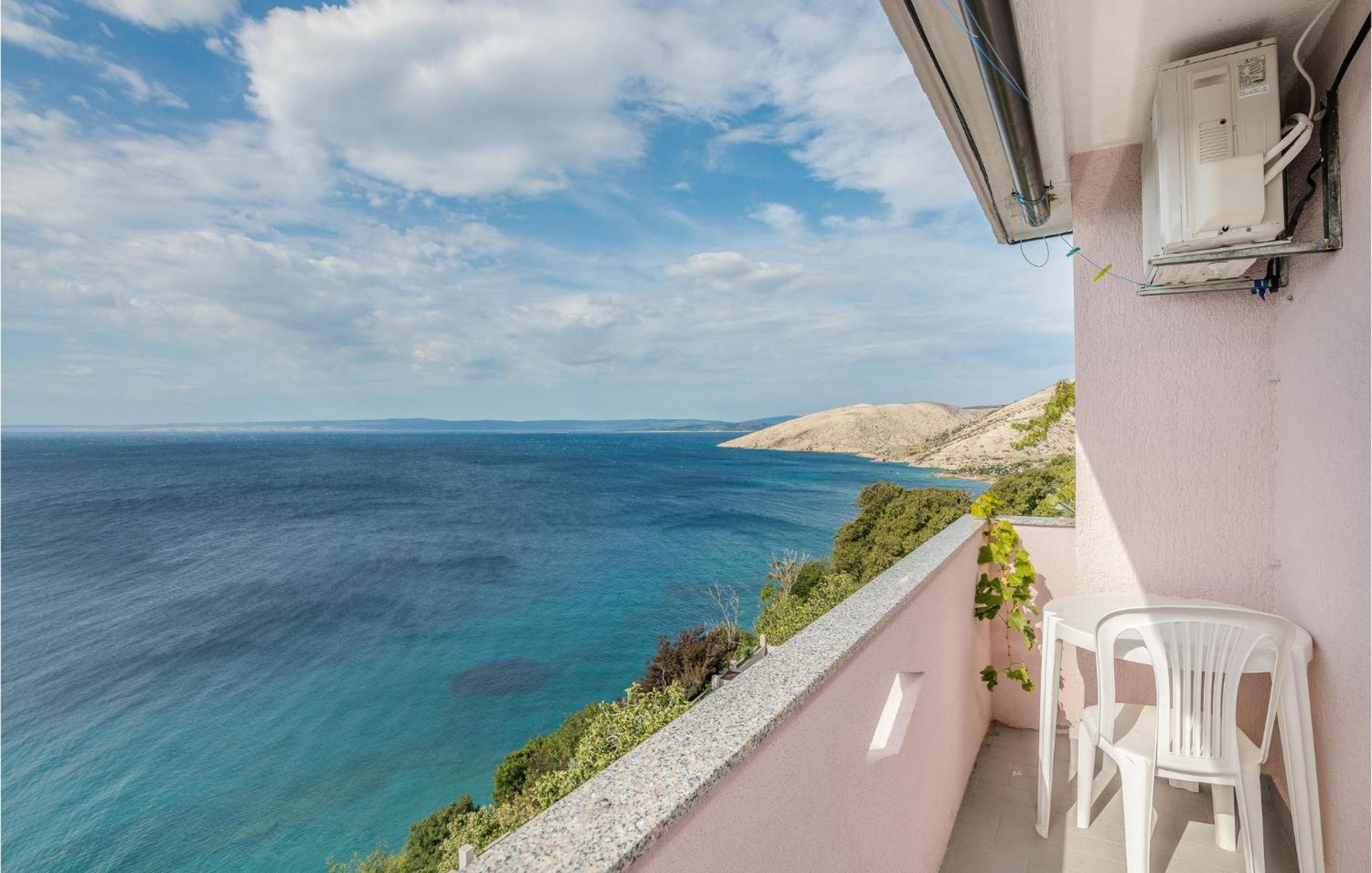 Awesome Apartment In Stara Baska 1 With Kitchen Esterno foto