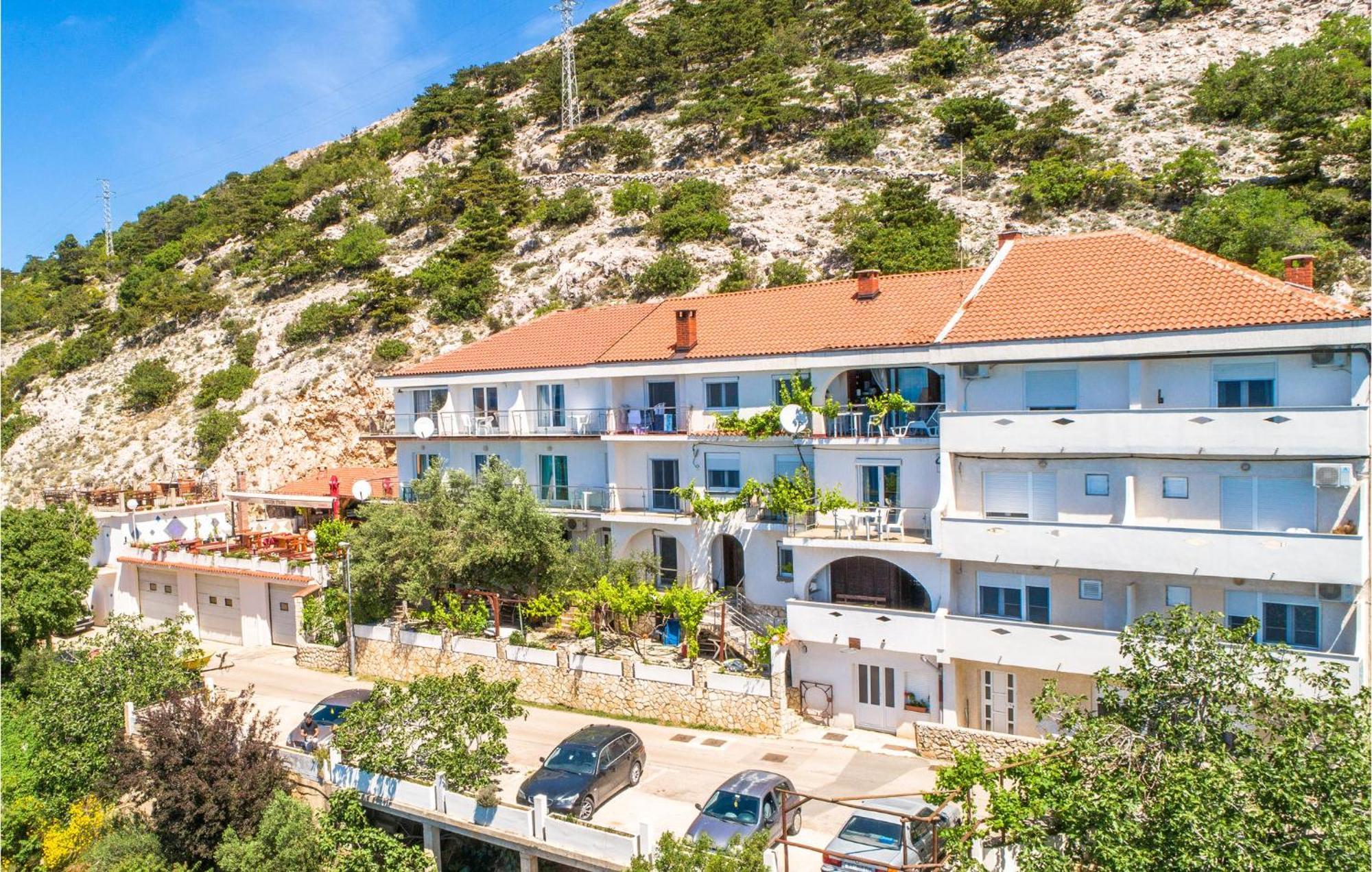 Awesome Apartment In Stara Baska 1 With Kitchen Esterno foto